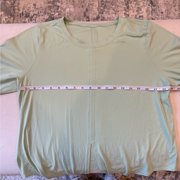 Lululemon Time to Restore Nulu Long
Sleeve Shirt Creamy Mint Size 8 - Picture 9 of 10